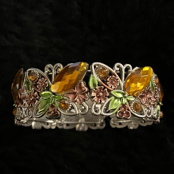 Lovely Colorful Butterfly Open Bracelet - Picture 5 of 16